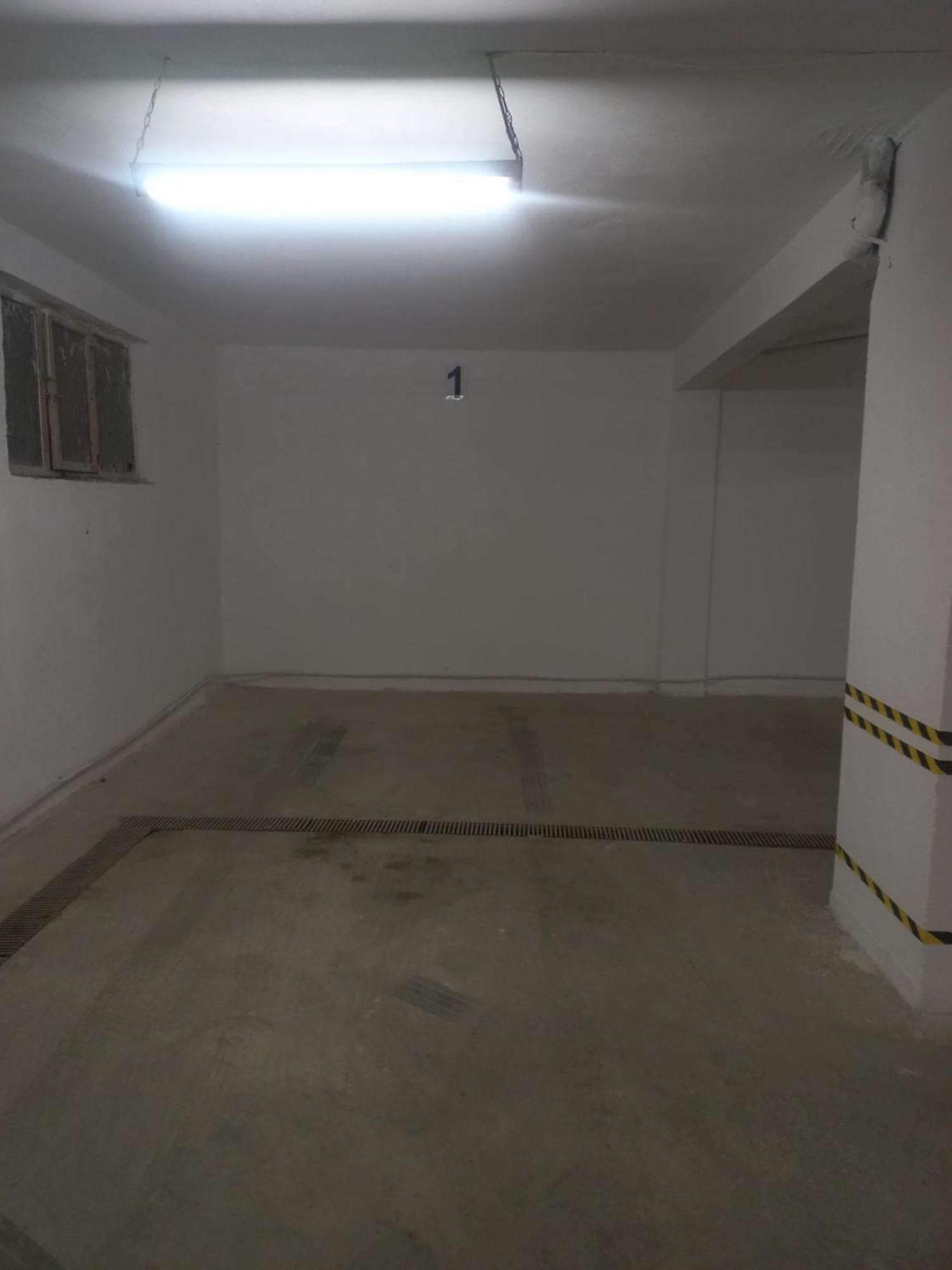Central 3 Modern Apartment With Free Parking سيرس المظهر الخارجي الصورة