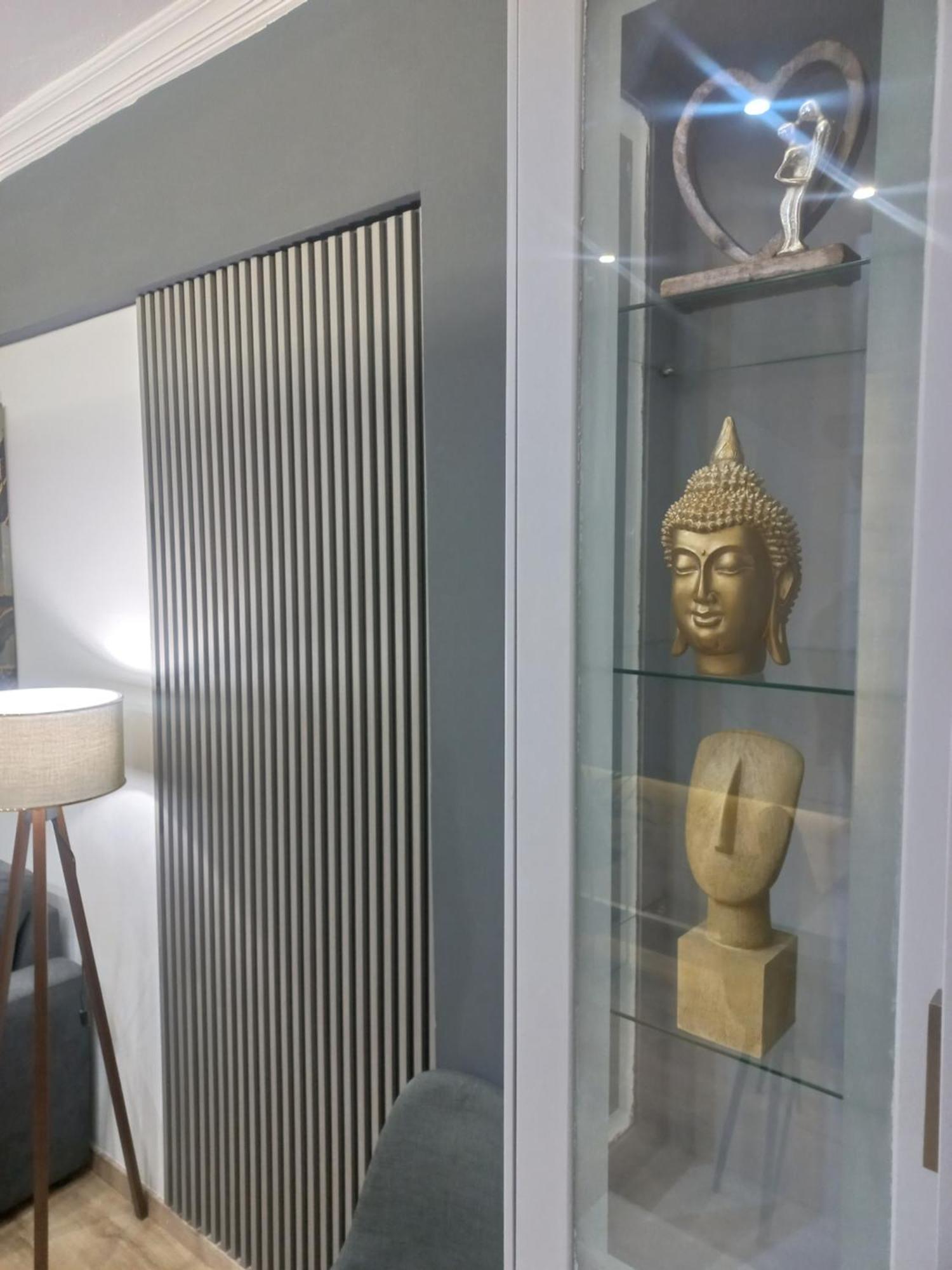 Central 3 Modern Apartment With Free Parking سيرس المظهر الخارجي الصورة